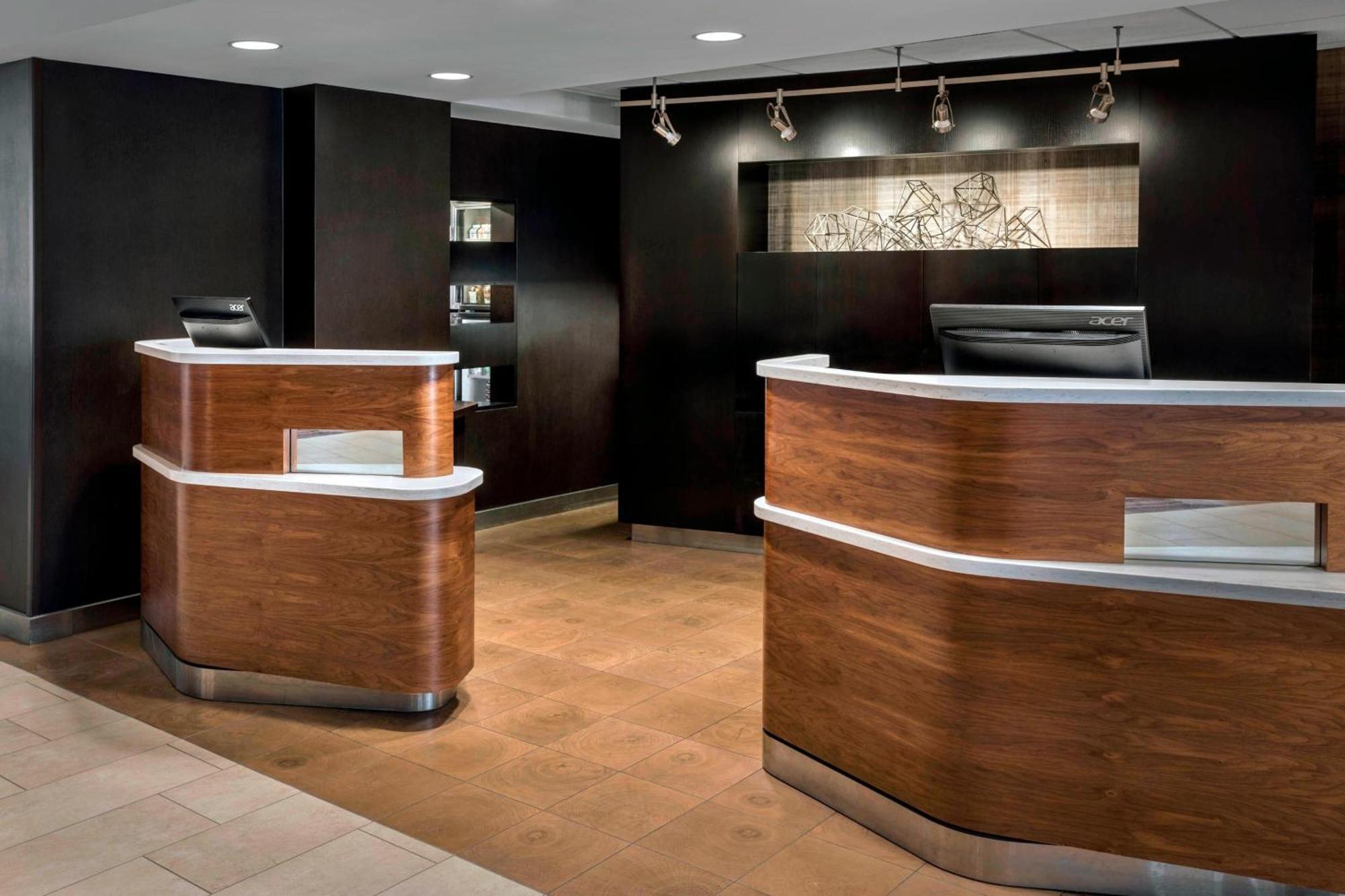 Courtyard By Marriott Jersey City Newport Exteriör bild